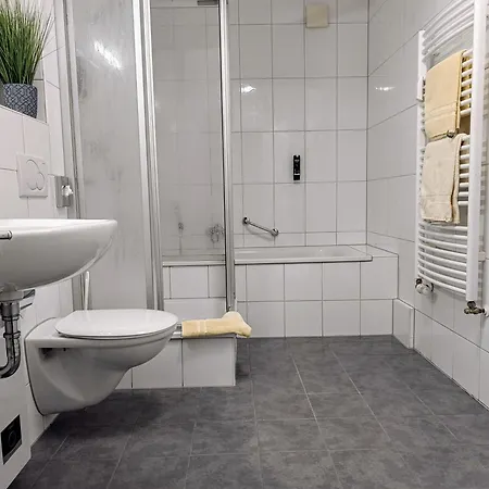 Waldhotel Unterbach Hotel 2*