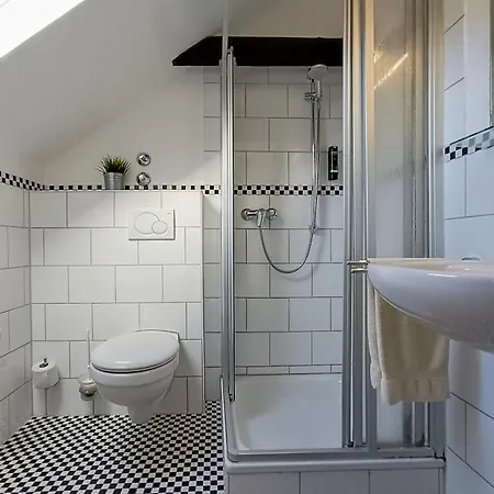 Waldhotel Unterbach 2* Dusseldorf