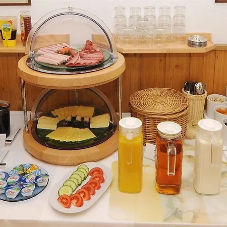 ヴァルトホテル ウンターバッハ デュッセルドルフ