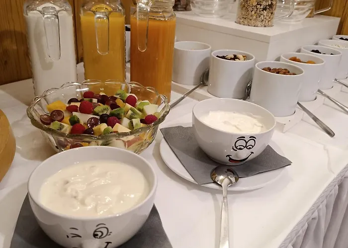 Waldhotel Unterbach Отель